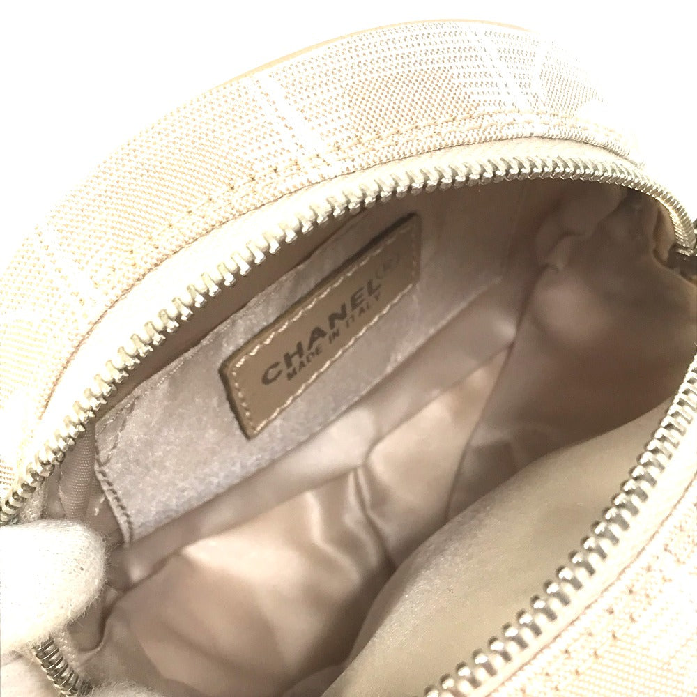 CHANEL A17682 ココマーク ニュートラベルライン ポシェット ポーチ キャンバス レディース ベージュ