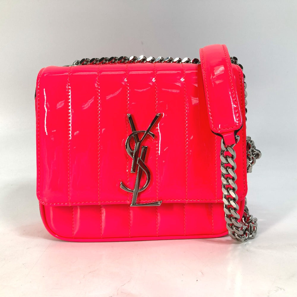 SAINT LAURENT PARIS 538439 YSL Vicky Small Chain Crossbody Shoulder Bag in Patent Leather, Pink