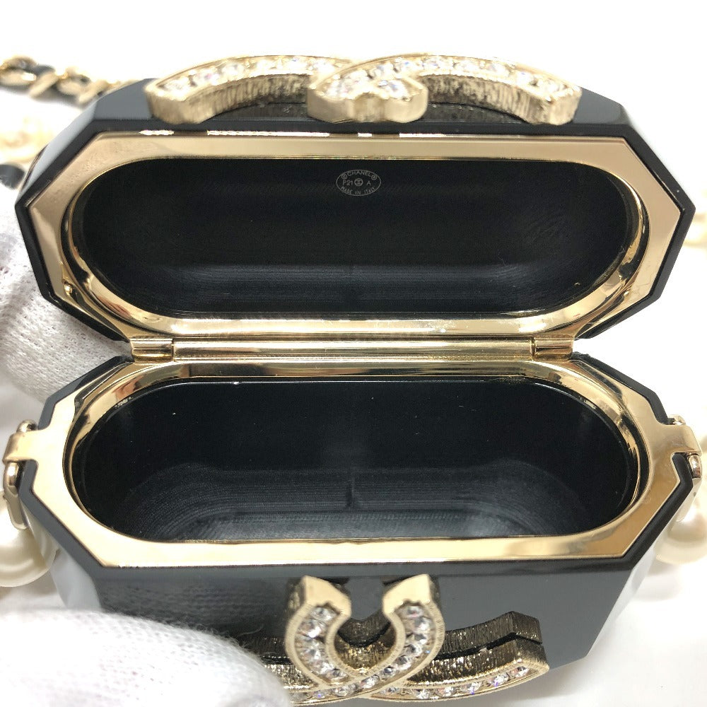 CHANEL AB6425 CC Coco Mark AirPods Pro Case, Apple Pearl Shoulder Bag, P21A Earphone Case, Plastic, Women's, Black