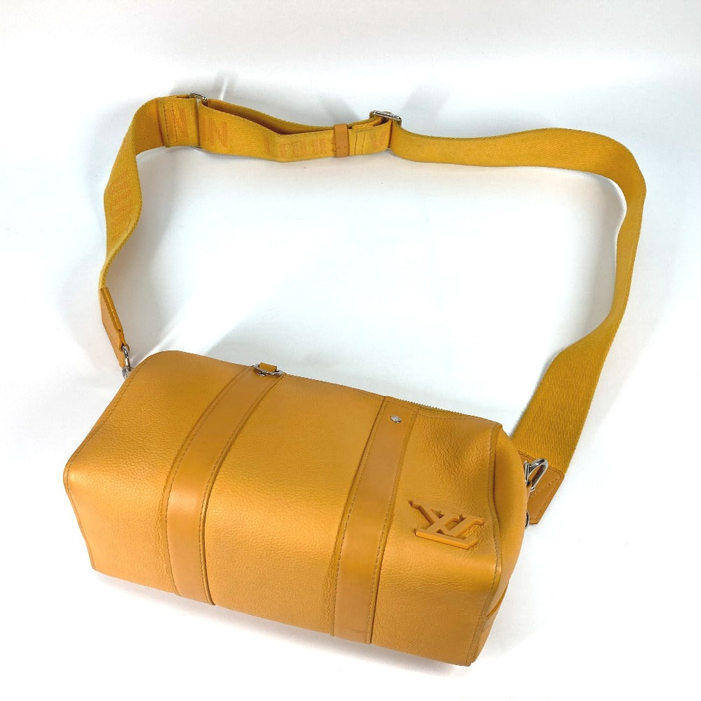 LOUIS VUITTON M21438 LVアエログラム シティ キーポル 2WAY 斜め掛け ショルダーバッグ レザー メンズ イエロー