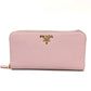 PRADA 1ML506 ロゴ ジッピーウォレット ラウンドファスナー 長財布 サフィアーノレザ－ レディース ピンク