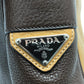 PRADA トライアングルロゴ バイカラー カバン 肩掛け 斜め掛け ショルダーバッグ レザー レディース ブラウン