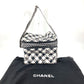 CHANEL チェック CC ココマーク カバン 肩掛け ハンドバッグ ショルダーバッグ キャンバス レディース ホワイト
