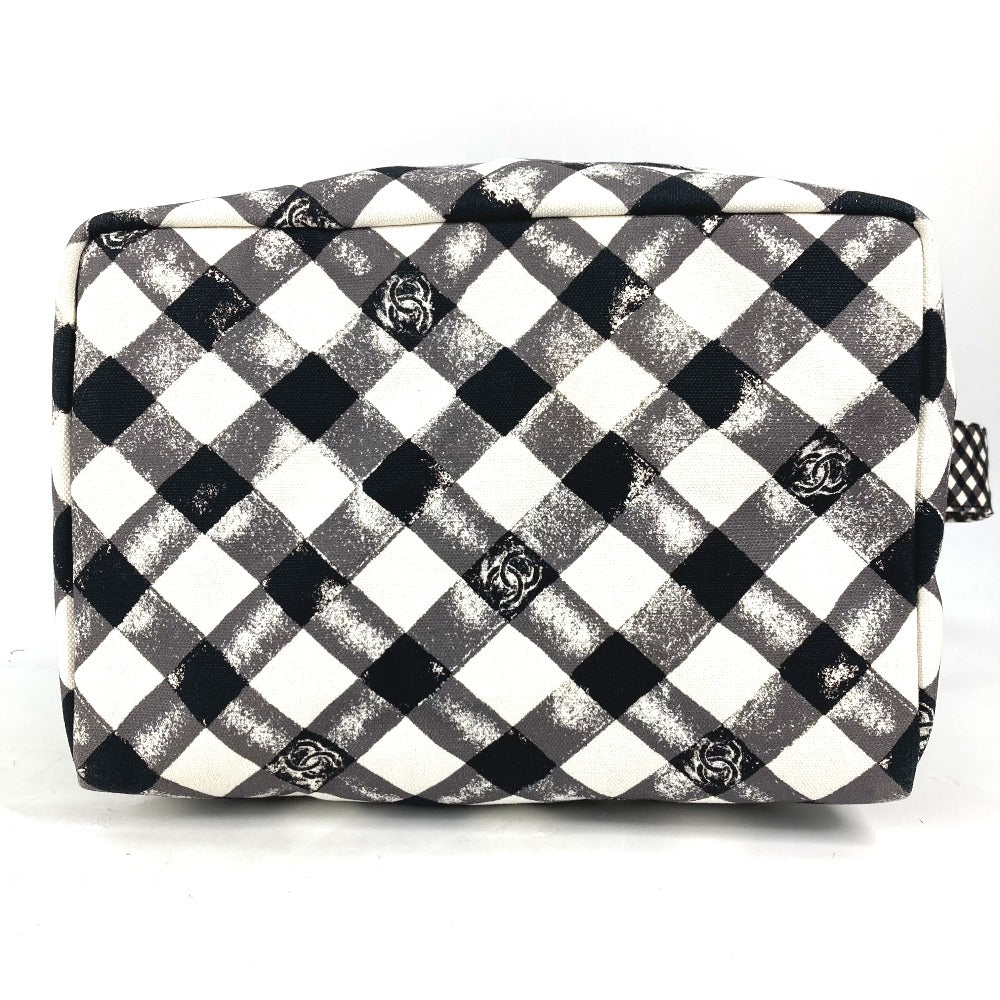 CHANEL チェック CC ココマーク カバン 肩掛け ハンドバッグ ショルダーバッグ キャンバス レディース ホワイト