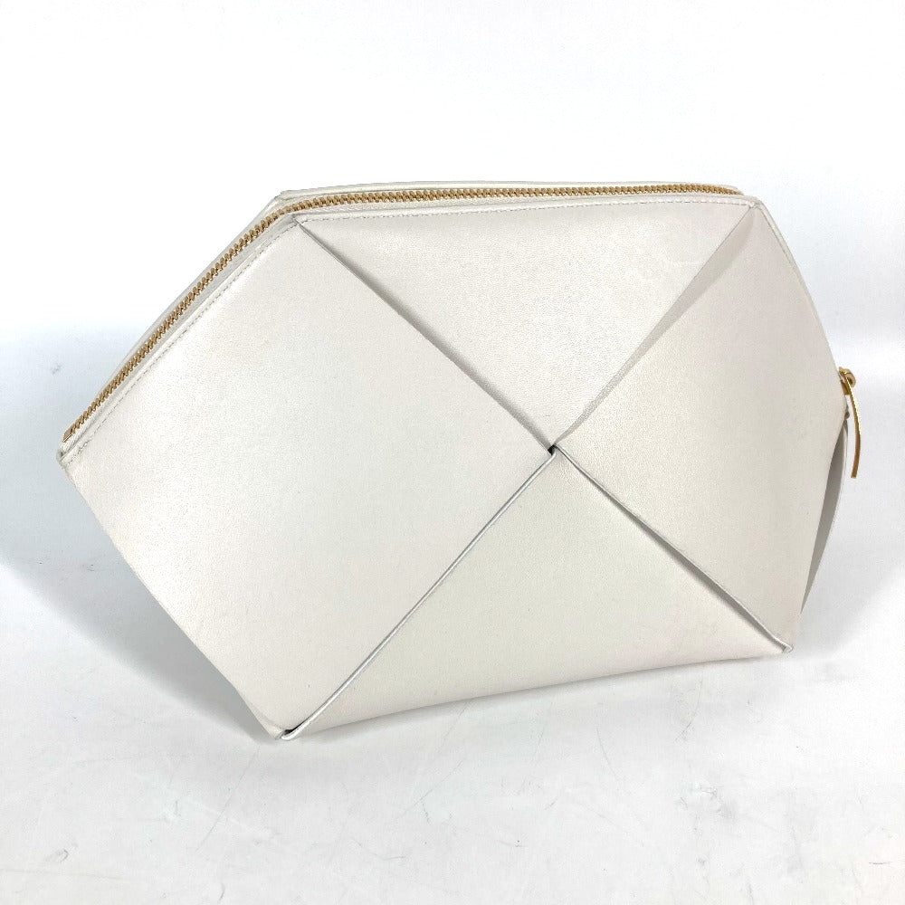 BOTTEGA VENETA 666696 マキシイントレチャート Chalk チョーク クラッチバッグ ポーチ レザー レディース ホワイト