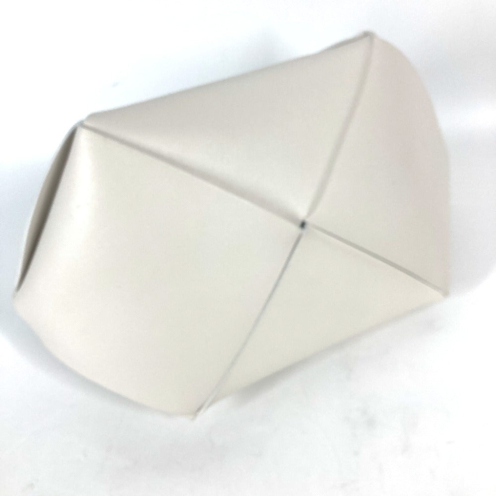 BOTTEGA VENETA 666696 マキシイントレチャート Chalk チョーク クラッチバッグ ポーチ レザー レディース ホワイト