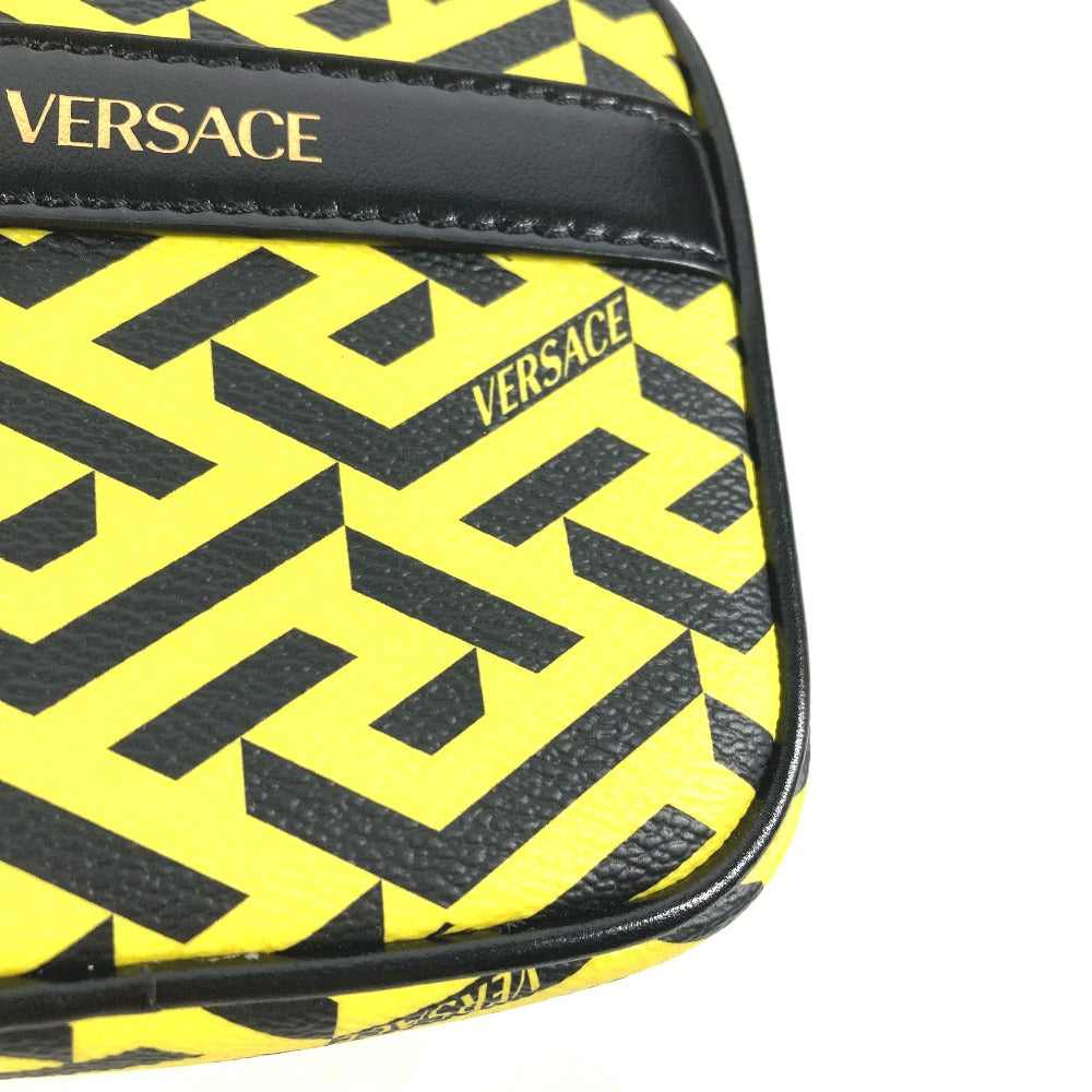 VERSACE 総ロゴ ラグレカ スクレア メイクポーチ 化粧ポーチ マルチポーチ ポーチ レザー レディース イエロー