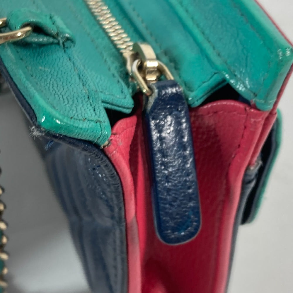 CHANEL AP1138 2020クルーズ トリコロールカラー チェーンウォレット CC ココマーク カバン ショルダーバッグ 斜め掛け ポシェット 長財布 キャビアスキン レディース ネイビー