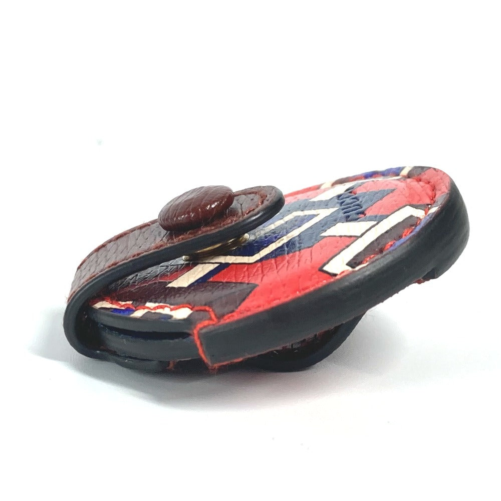 GUCCI AirTagホルダー エアタグ apple アップル カバー チャーム レザー ユニセックス レッド