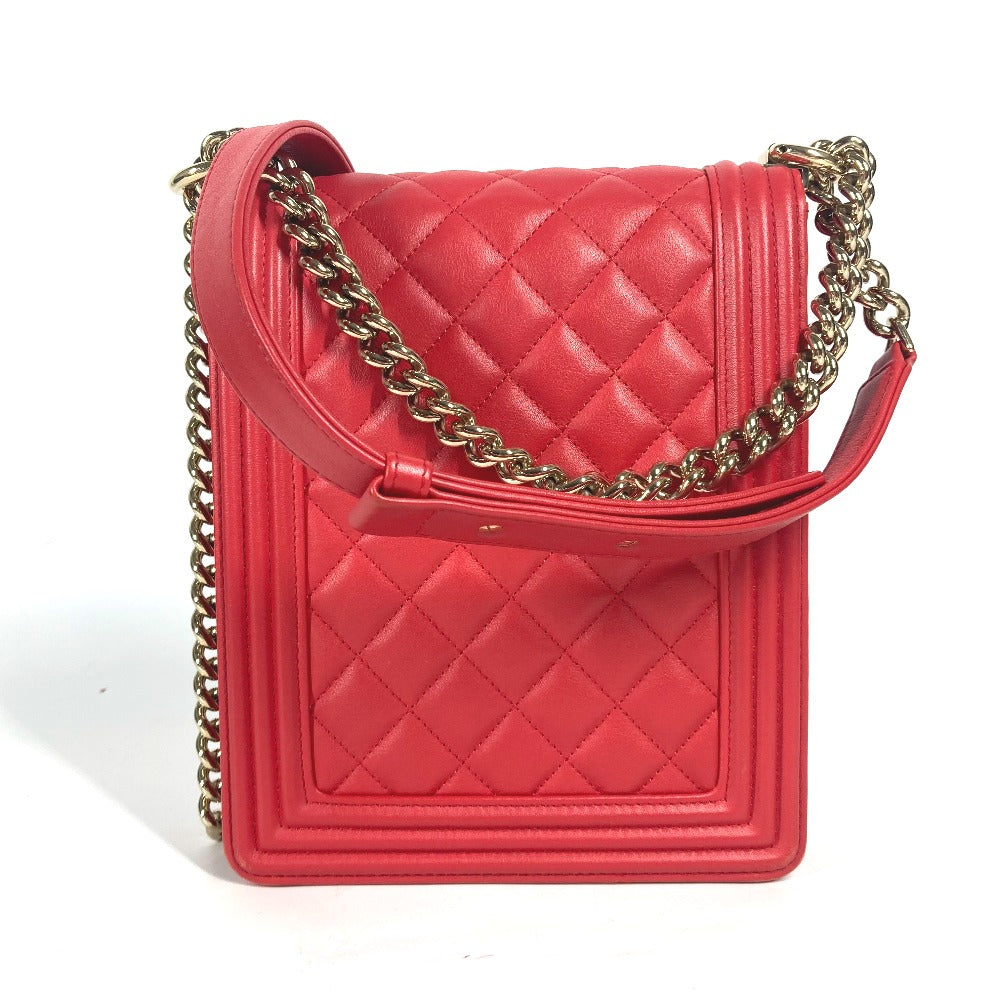 CHANEL CC ココマーク キルティング マトラッセ 縦型 ボーイシャネル カバン 斜め掛け ポシェット チェーン ショルダーバッグ レザー レディース レッド