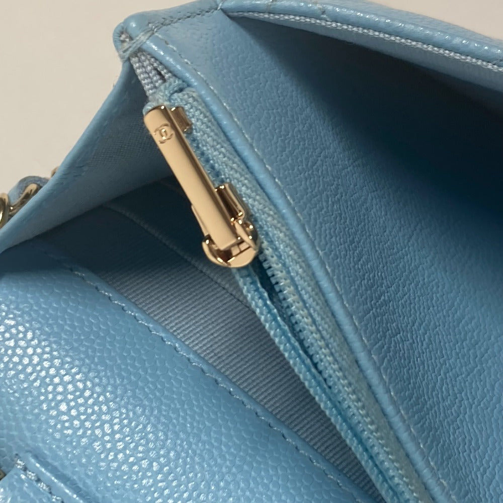 CHANEL AP0250 CCココマーク マトラッセ タイムレスクラシック チェーンウォレット カバン 長財布 チェーンバッグ 斜め掛け ショルダーバッグ キャビアスキン レディース ライトブルー