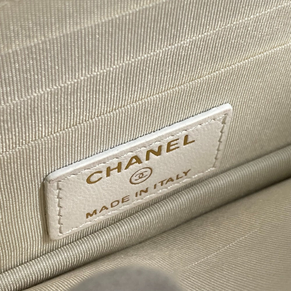 CHANEL Crossbody bag CC CC Mark Frill Chain Wallet Shoulder Bag Long Wallet Leather White/GoldHardware Used