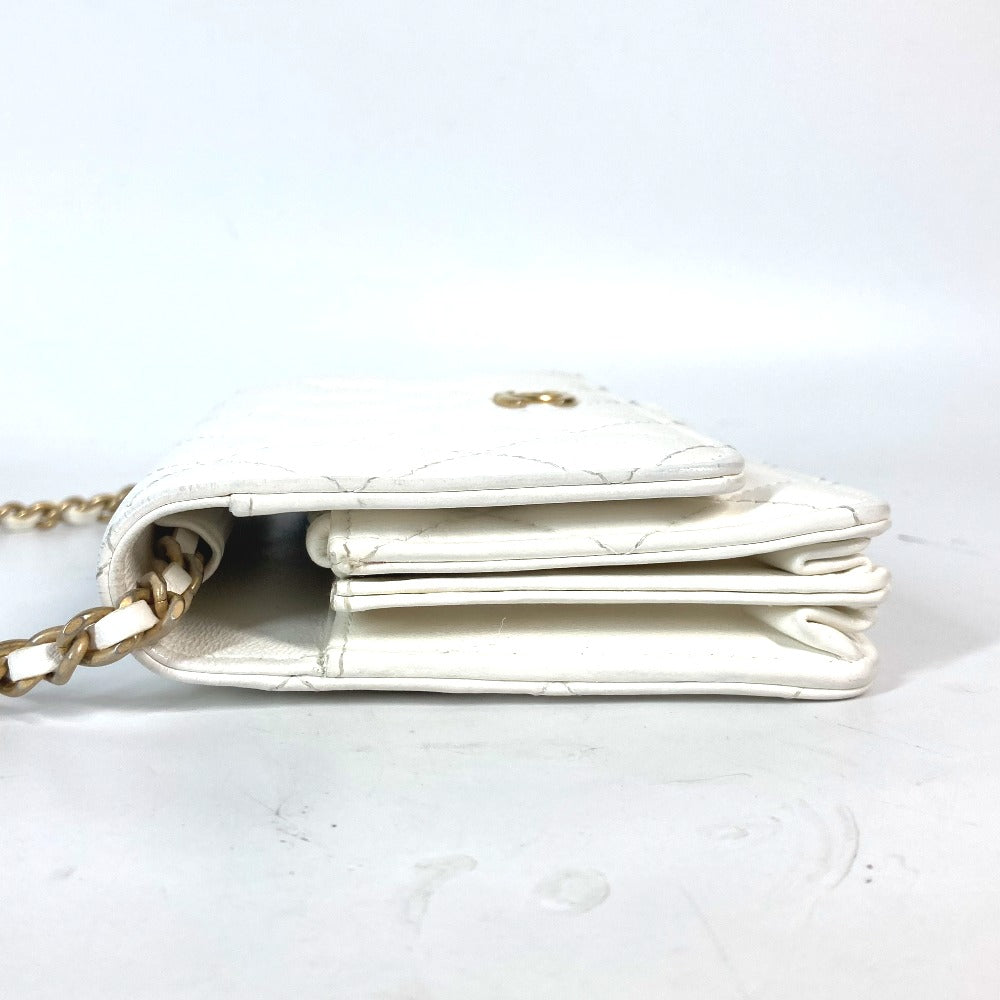 CHANEL Crossbody bag CC CC Mark Frill Chain Wallet Shoulder Bag Long Wallet Leather White/GoldHardware Used