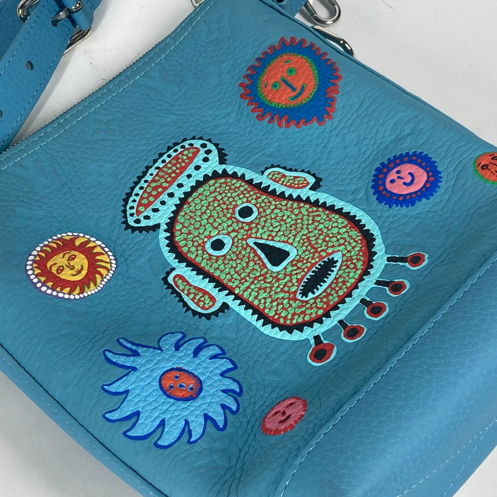 LOUIS VUITTON M21716 LV×YK モノグラムトリヨン ホーボー クルーザー アップリケ カバン 斜め掛け ポシェット ショルダーバッグ トリヨンレザー ユニセックス ブルー - brandshop-reference
