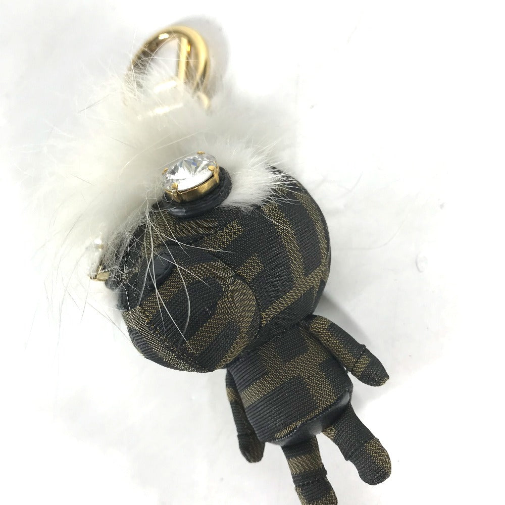 FENDI ファー ラインストーン ズッカ ロゴ モンスター スペースモンキー キーホルダー 猿 バッグチャーム キャンバス レディース ブラウン