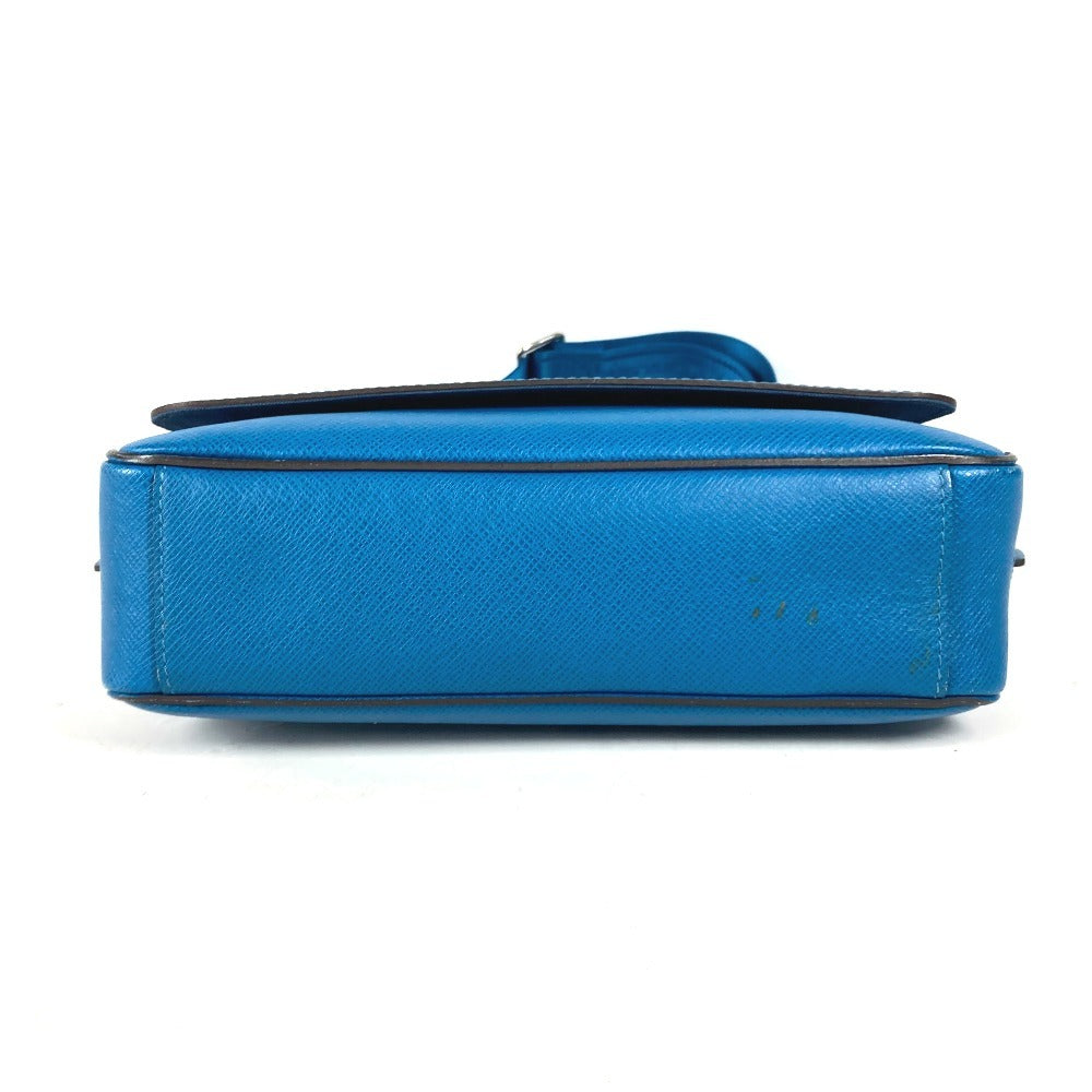 LOUIS VUITTON M32823 タイガ ロマンPM フラップ 斜め掛け メッセンジャーバッグ カバン ショルダーバッグ タイガレザー ユニセックス ブルー