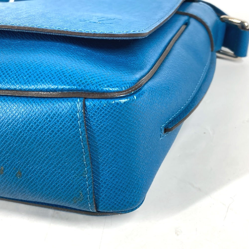 LOUIS VUITTON M32823 タイガ ロマンPM フラップ 斜め掛け メッセンジャーバッグ カバン ショルダーバッグ タイガレザー ユニセックス ブルー