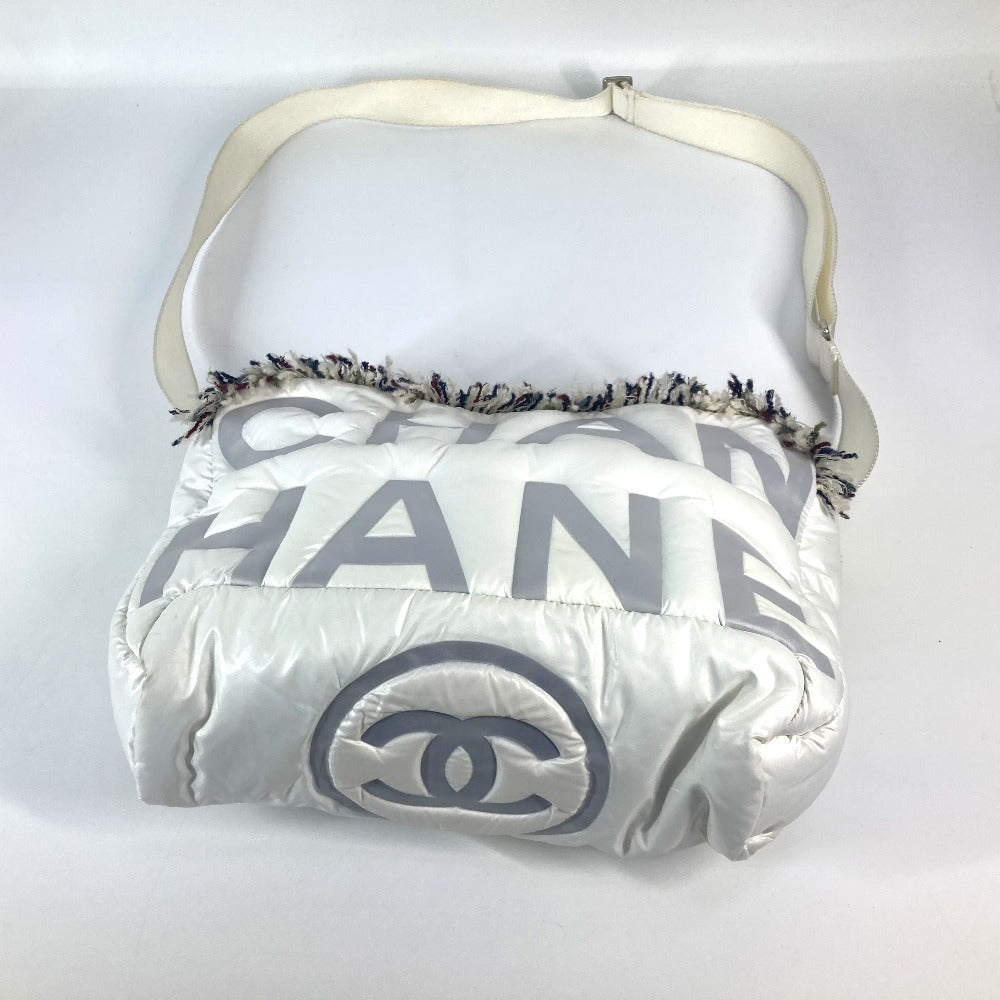 CHANEL coconeige フリンジ ココネージュ CC ココ ロゴ カバン 斜め掛け ショルダーバッグ ナイロン レディース ホワイト