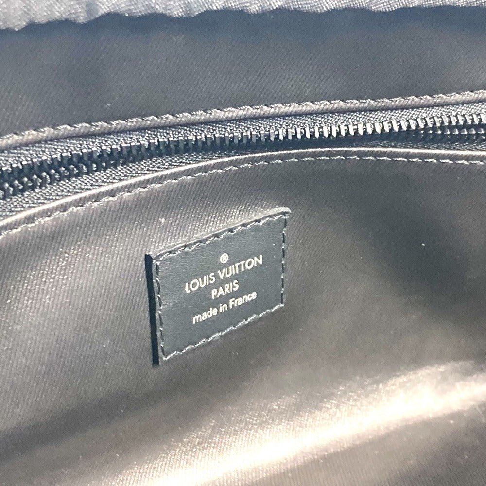 LOUIS VUITTON M21435 LV スノー コレクション ドップキット ポーチ カバン セカンドバッグ クラッチバッグ ナイロン ユニセックス ブラック