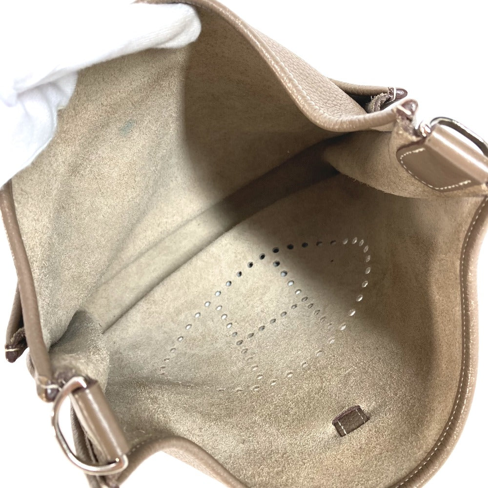 HERMES パンチングロゴ エブリンGＭ 3　 カバン 斜め掛け ショルダーバッグ トリヨンクレマンス ユニセックス エトゥープ グレー