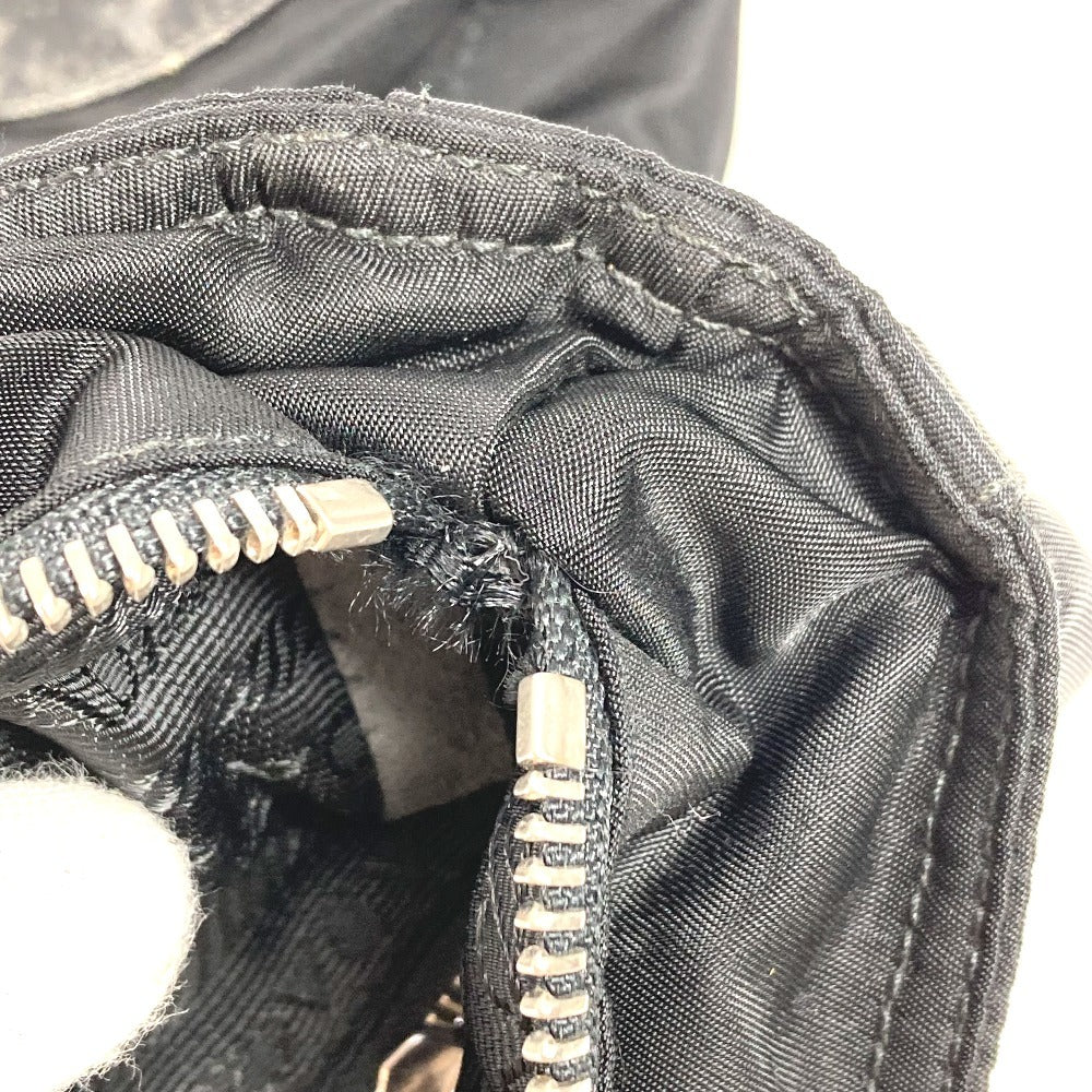 PRADA トライアングルロゴ 三角ロゴ プレート カバン 肩掛け トートバッグ ショルダーバッグ ナイロン ユニセックス ブラック