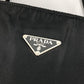 PRADA トライアングルロゴ 三角ロゴ プレート カバン 肩掛け トートバッグ ショルダーバッグ ナイロン ユニセックス ブラック