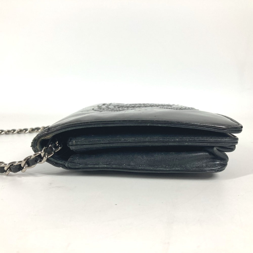 CHANEL 長財布 CC ロゴ ココマーク ラインストーン チェーンウォレット 斜め掛け カバン ポシェット ショルダーバッグ パテントレザー レディース ブラック