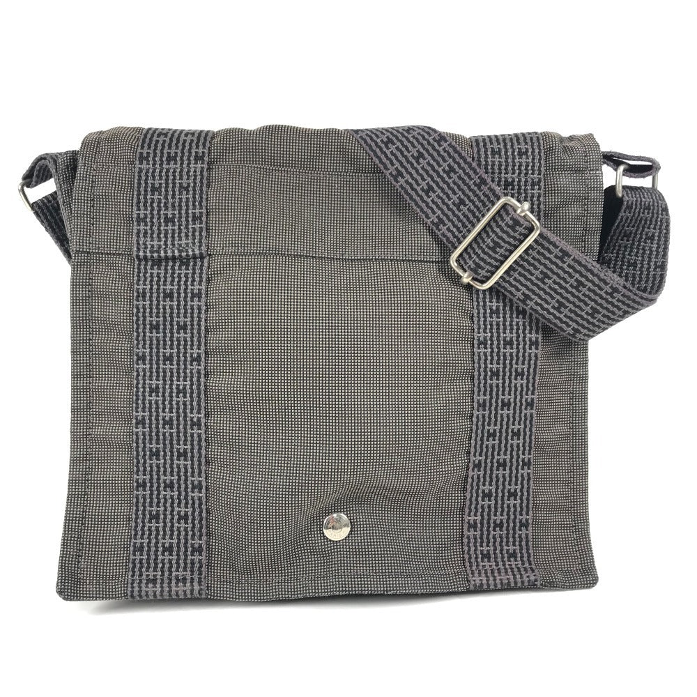 HERMES エールライン バサスPM バサス PM カバン 斜め掛け メッセンジャーバッグ ショルダーバッグ ポリアミド ユニセックス グレー