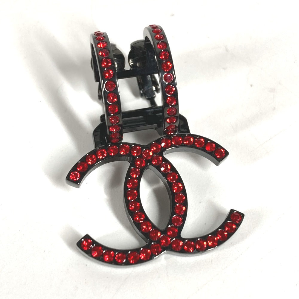 CHANEL B17S クリスタル ココマーク スイング ラインストーン 片方 片耳 CC ココマーク ロゴ イヤリング メタル レディース レッド