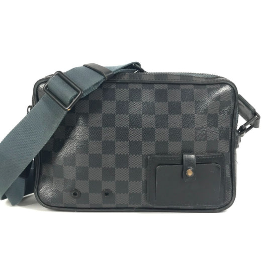 LOUIS VUITTON N40188 ダミエ・グラフィット アルファ・メッセンジャー カバン メッセンジャーバッグ 斜め掛け クロスボディ ショルダーバッグ ダミエグラフィットキャンバス ユニセックス ブラック