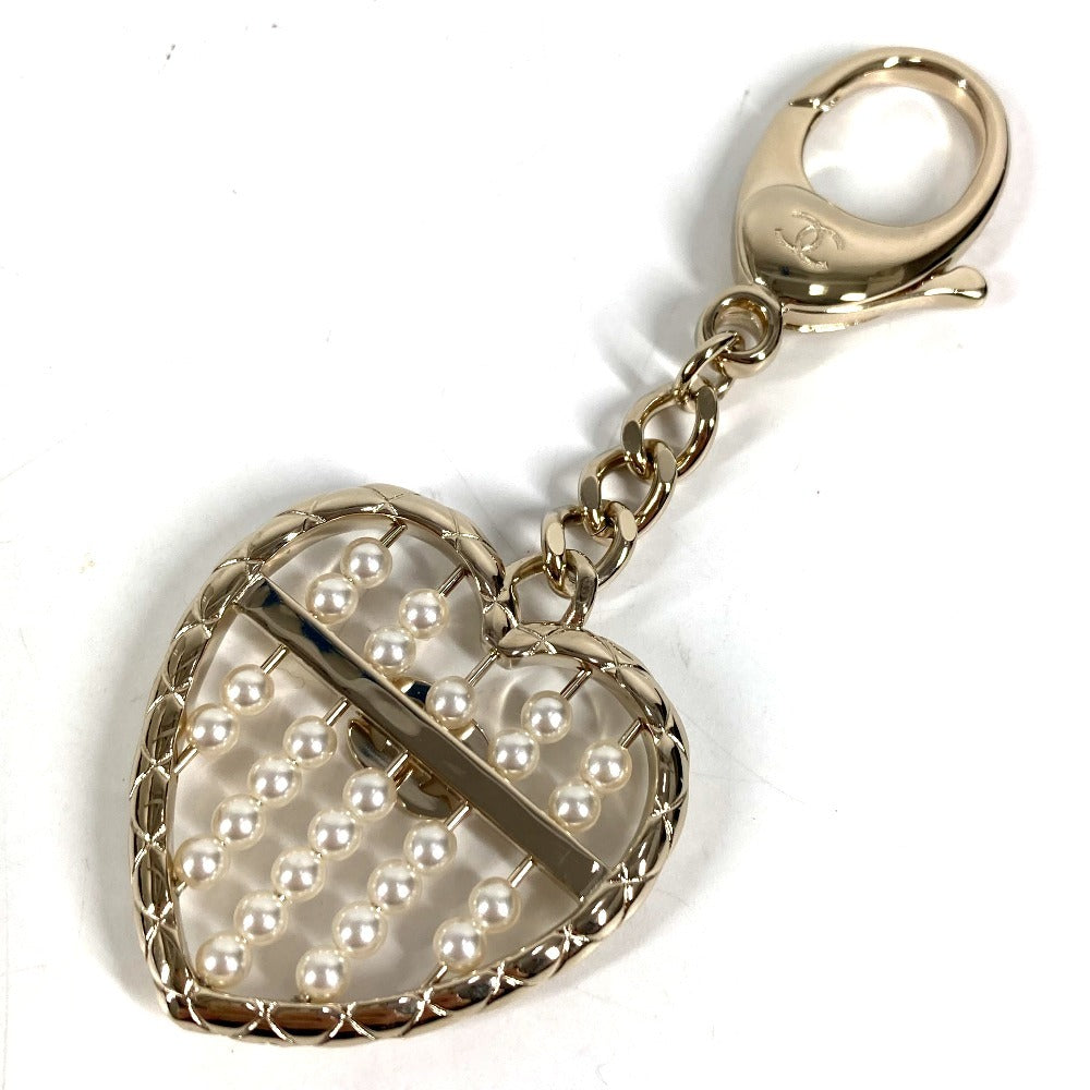 CHANEL ABG045 B25A ハート CC ココマーク ロゴ フェイクパール ラインストーン バッグチャーム チェーン キーホルダー メタル レディース ゴールド