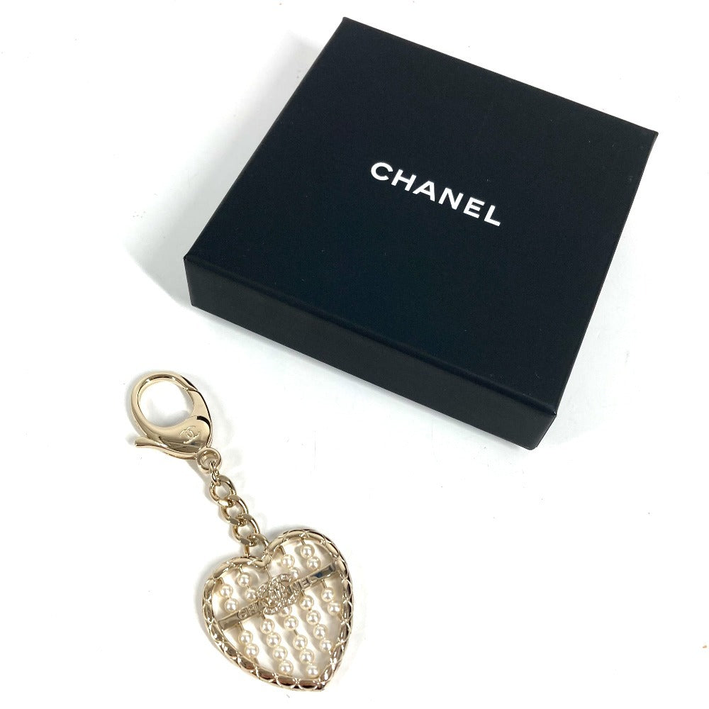 CHANEL ABG045 B25A ハート CC ココマーク ロゴ フェイクパール ラインストーン バッグチャーム チェーン キーホルダー メタル レディース ゴールド