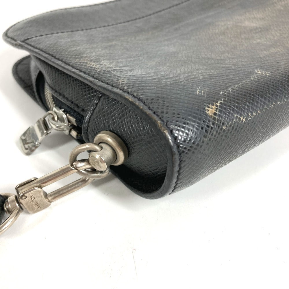 LOUIS VUITTON M30182 タイガ バイカル カバン クラッチバッグ ストラップ付き ポーチ セカンドバッグ タイガレザー メンズ アルドワーズ ブラック