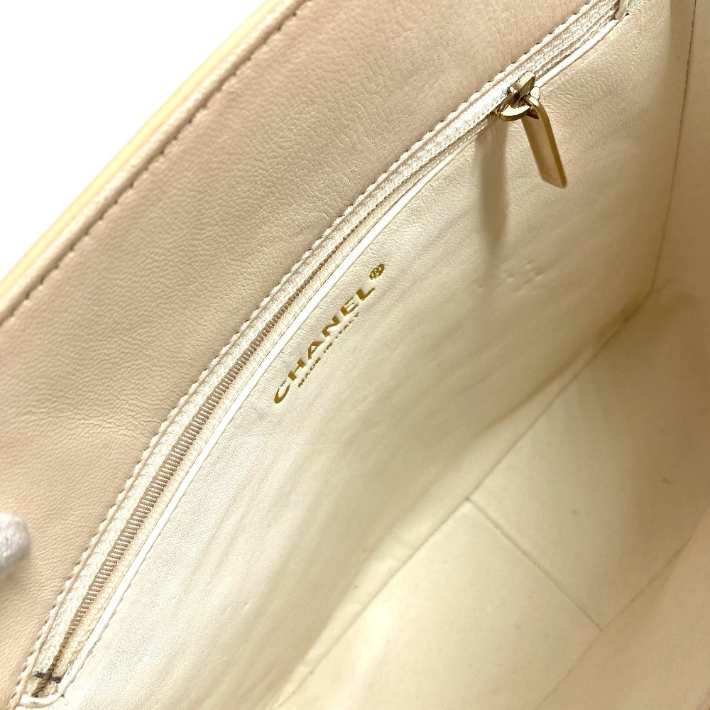 CHANEL ロゴ チョコバー CC ココマーク カバン トートバッグ ハンドバッグ エナメル ユニセックス ベージュ