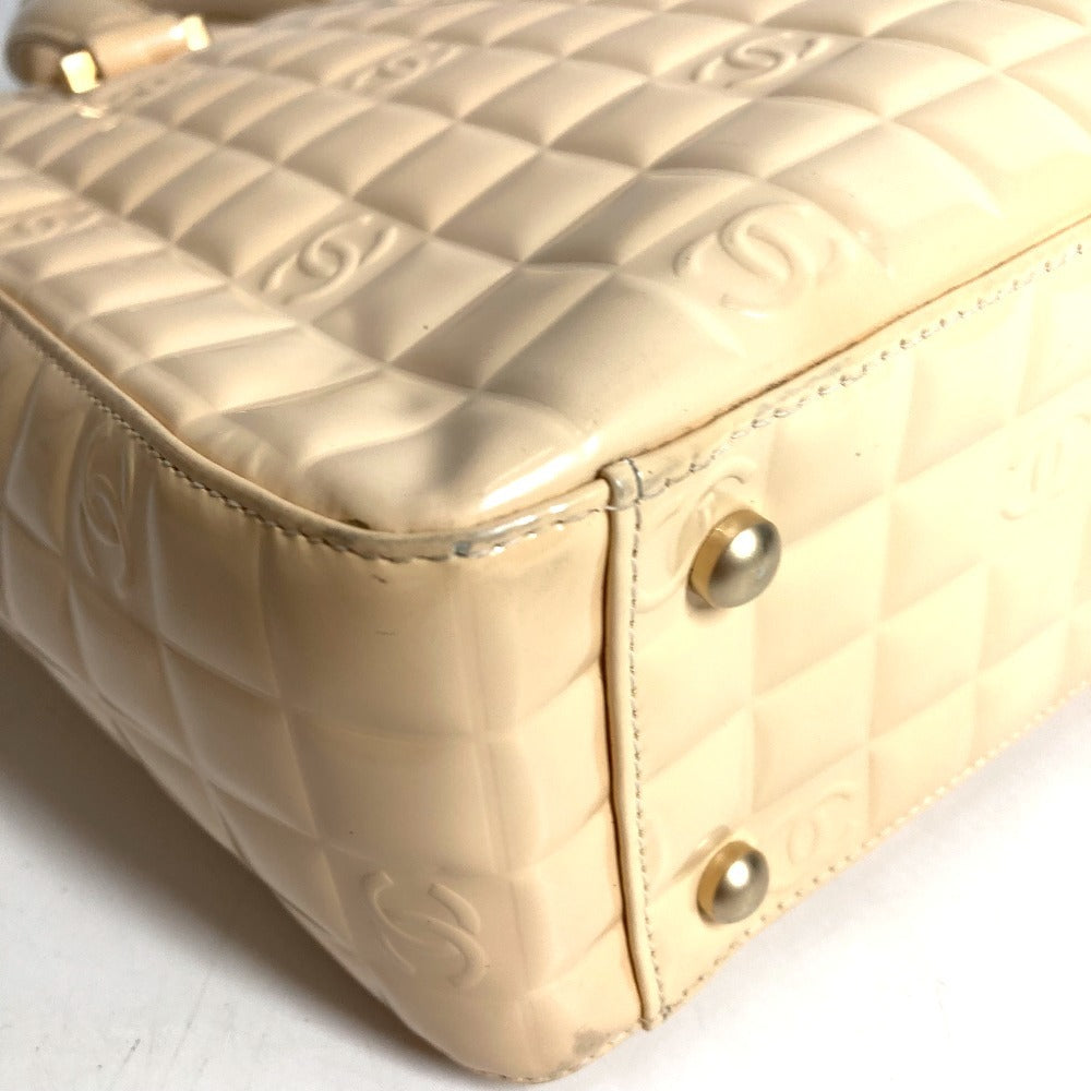 CHANEL ロゴ チョコバー CC ココマーク カバン トートバッグ ハンドバッグ エナメル ユニセックス ベージュ
