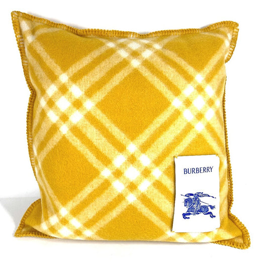 BURBERRY 8075213 チェック 新タグ ピロー 枕 インテリア クッション ウール ユニセックス イエロー