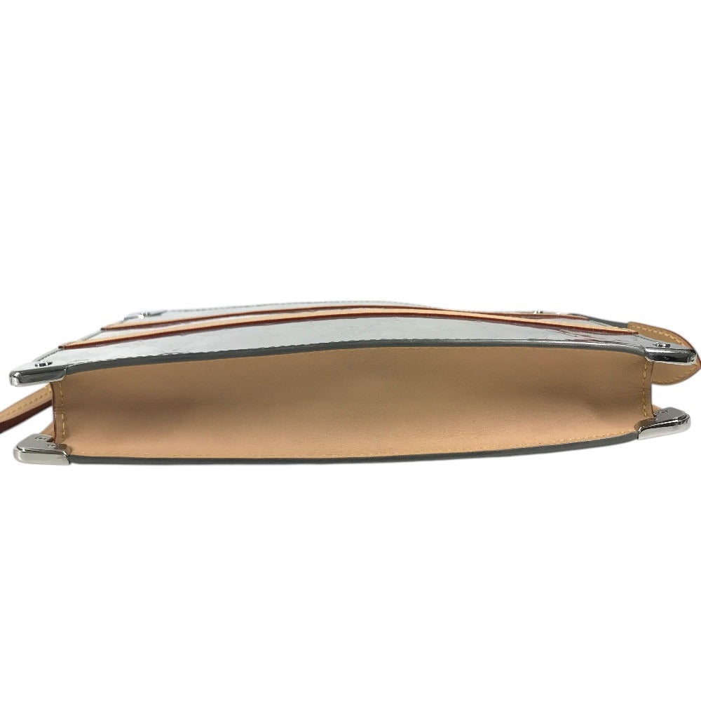 LOUIS VUITTON M80807 モノグラムミラー 鏡 トランク ポシェット　トランクポシェット カバン ストラップ付き ポーチ セカンドバッグ クラッチバッグ レザー ユニセックス シルバー