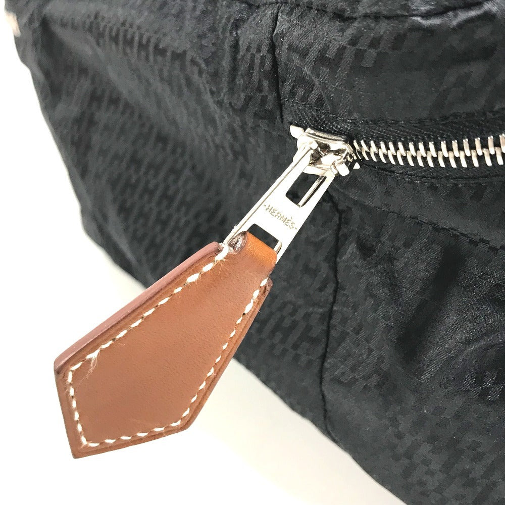 HERMES logo Woos de Voyage Mini Cosmetics Pouch, Travel Makeup Pouch Pouch silk Black Used