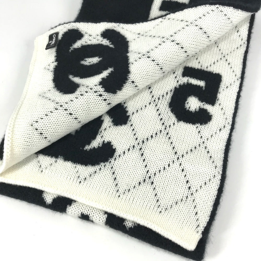 CHANEL AA7766 2021-2022 CC CC Mark logo Accessories Scarf Wool / Cashmere Black/White Used