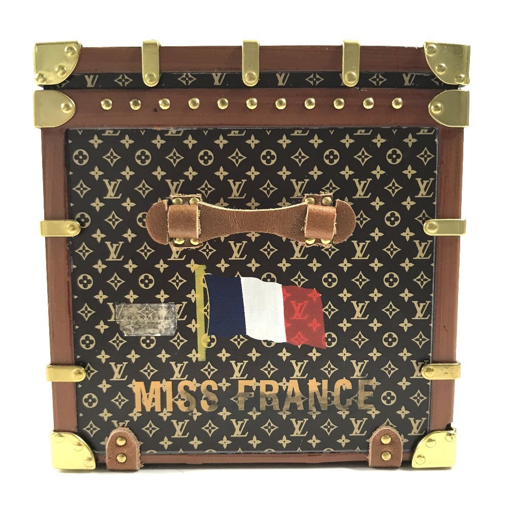 LOUIS VUITTON M99408 Monogram Novelty Miss France Trunk Object Paperweight Paperweight object Leather / Wood Brown Used