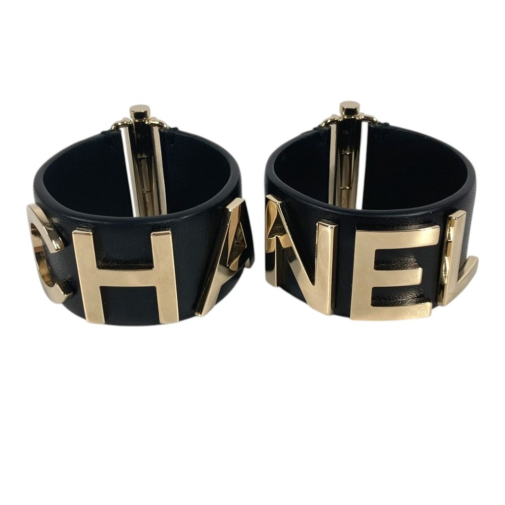 CHANEL B19S CC Logo CC Mark 2-Pack (2-pack) Bangle Accessories Thick Bangle Bracelet Leather Black/Gold Used