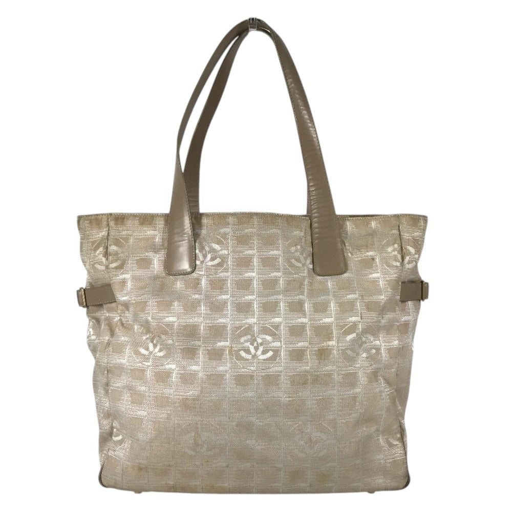 CHANEL A15825 New travel line GM New Travel Line GM Shoulder Bag Tote Bag Nylon Canvas / Leather Beige Used