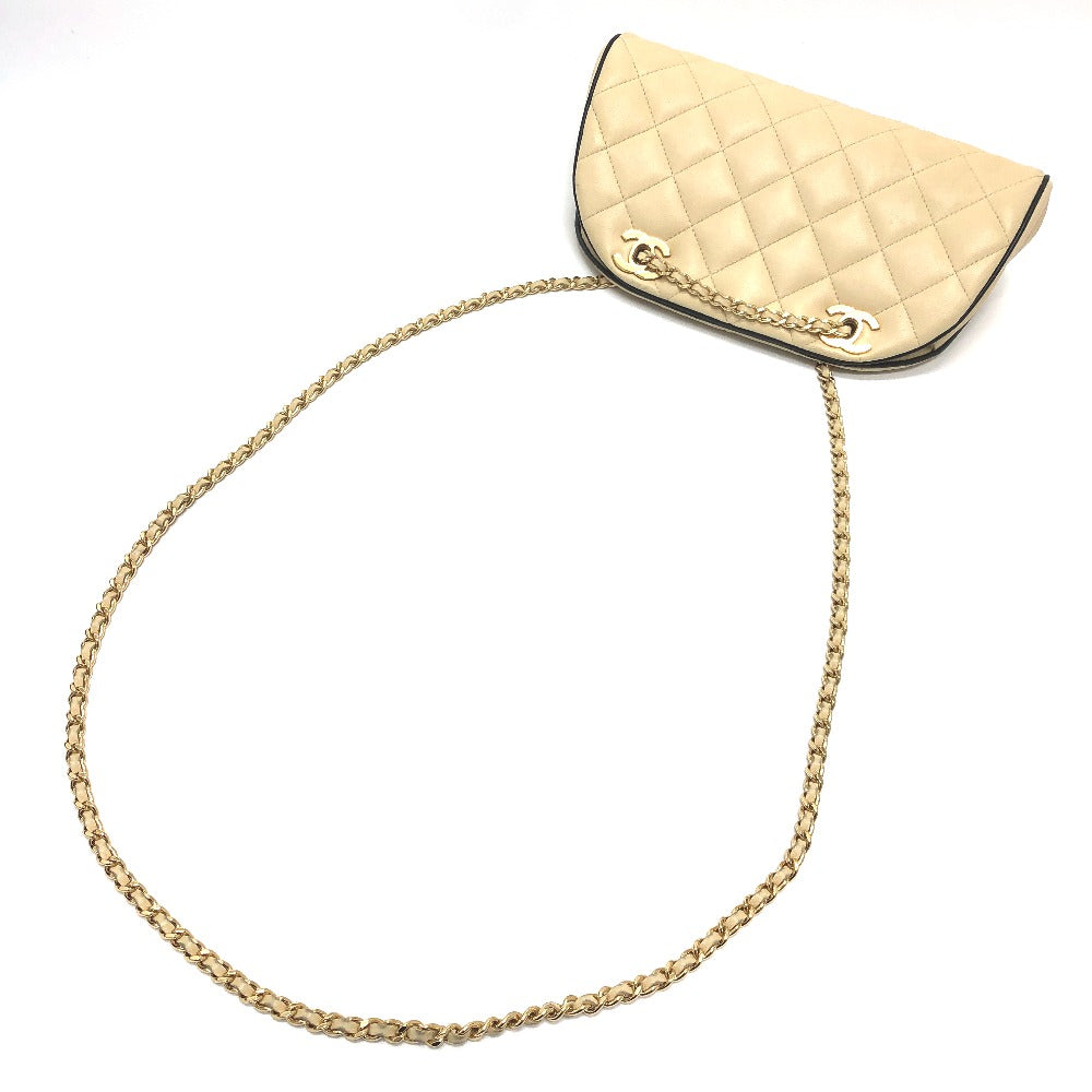 CHANEL AP5254 Spring/Summer 2026 Chain Clutch Chain Handbag, Shoulder Bag, Crossbody Bag Shoulder Bag Lambskin Leather Beige/Black Used