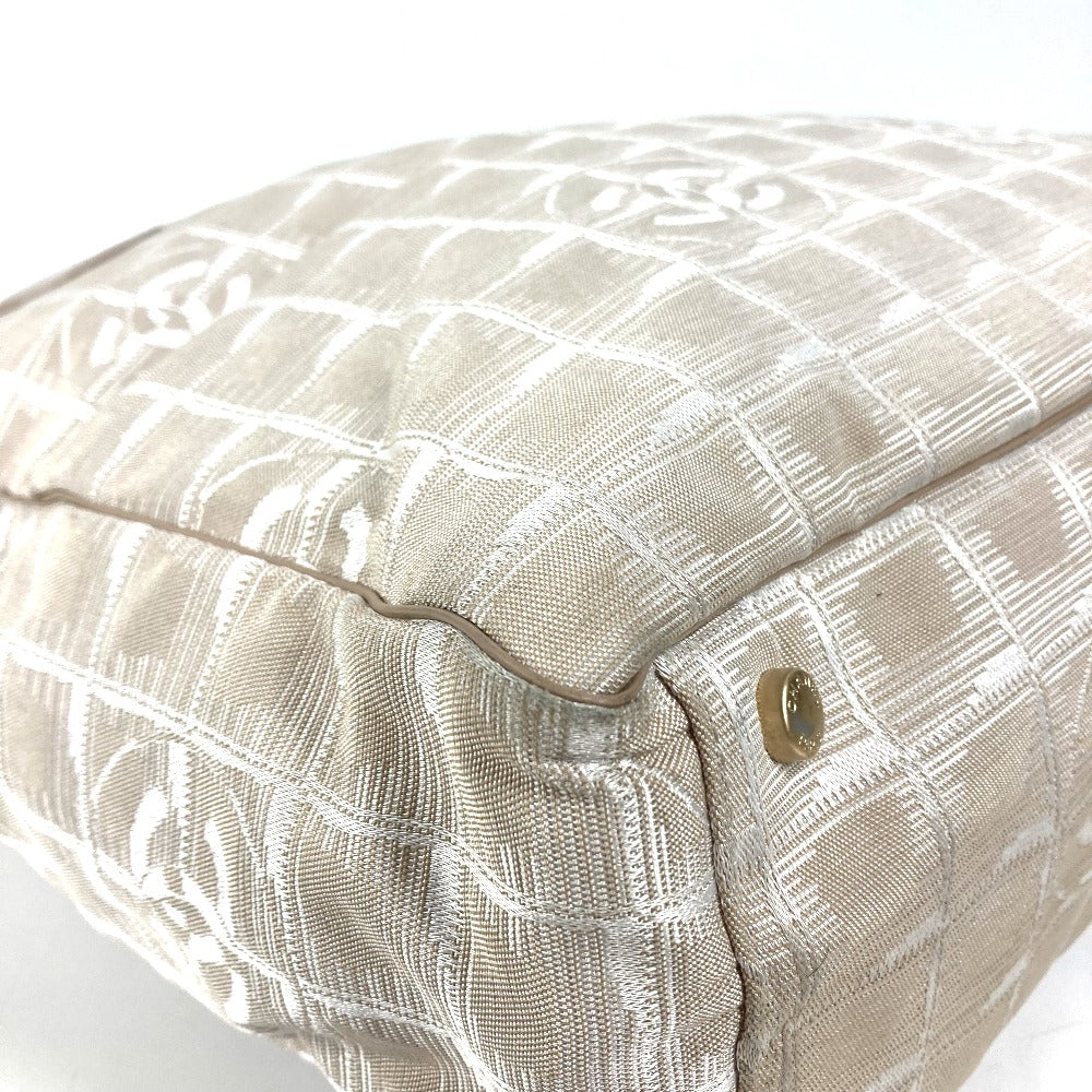 CHANEL A15825 ニュートラベルラインGM ニュートラベルライン GM トートバッグ 肩掛け カバン ショルダーバッグ レザー/ナイロン レディース ベージュ
