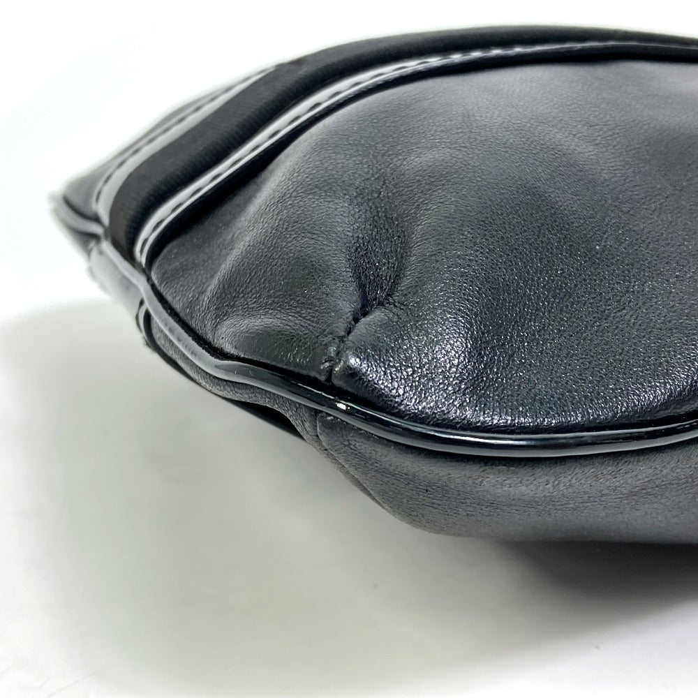Salvatore Ferragamo EE-21-E196 Vara Patent Leather Crossbody Flat Bag Shoulder Bag in Black