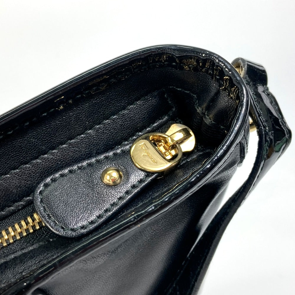 Salvatore Ferragamo EE-21-E196 Vara Patent Leather Crossbody Flat Bag Shoulder Bag in Black