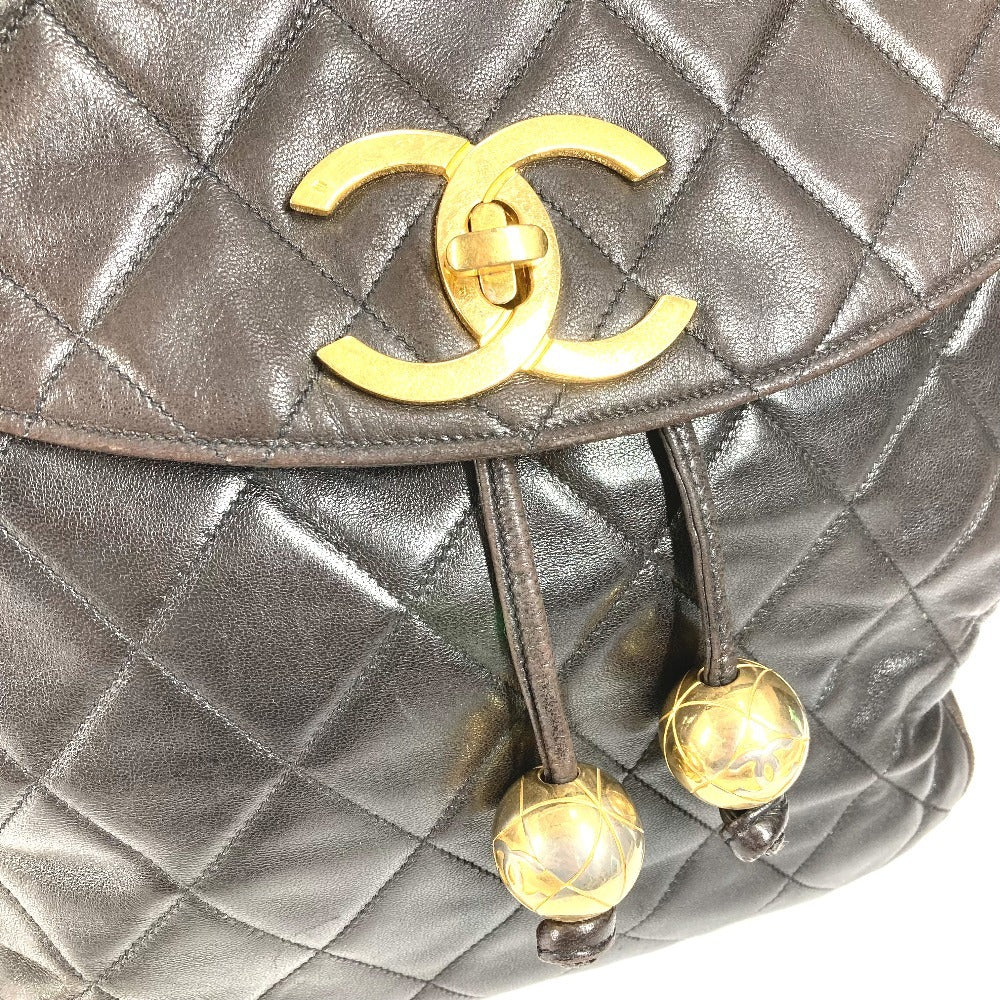 CHANEL マトラッセ キルティング ヴィンテージ CC ココマーク ロゴ カバン バックパック ココボール 巾着 チェーン リュックサック ラムスキン レディース ブラック