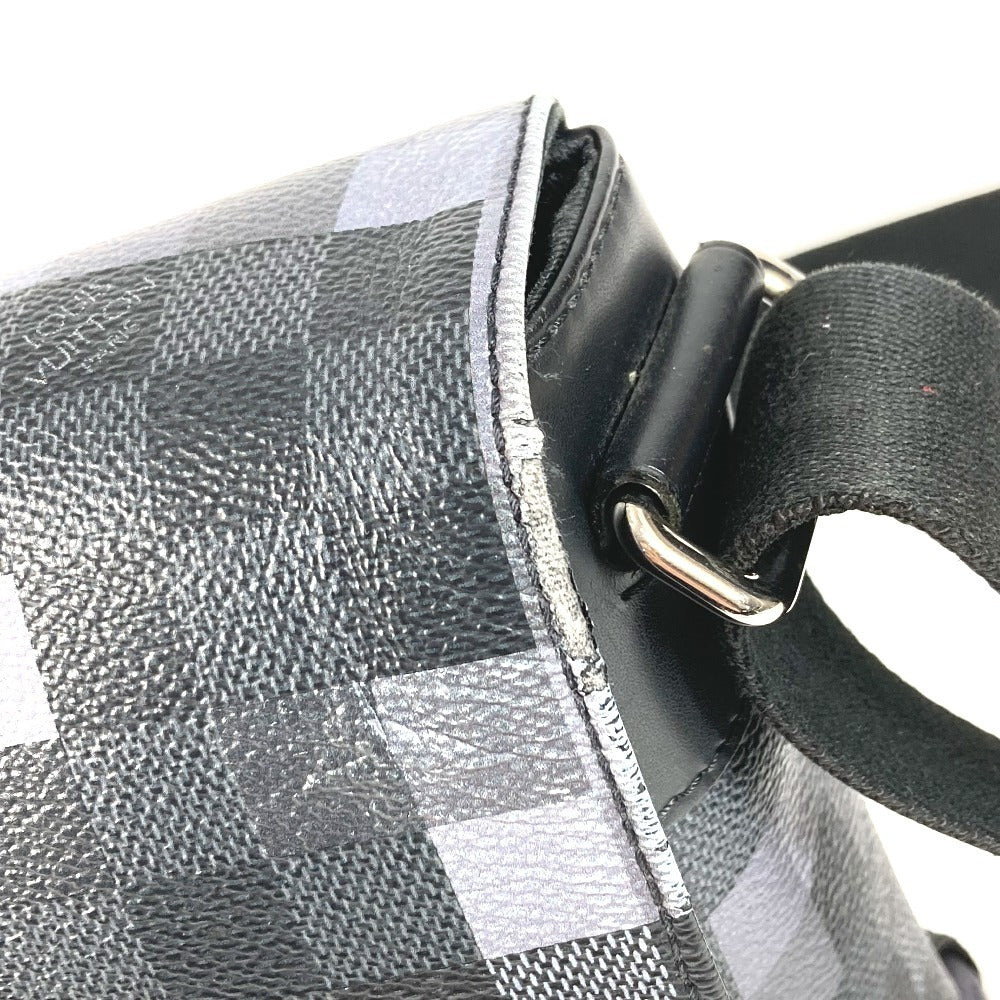 LOUIS VUITTON N40072 ダミエグラフィット ピクセル ディストリクトPM ディストリクト PM カバン 斜め掛け フラップ ショルダーバッグ ダミエグラフィットキャンバス ユニセックス ブラック