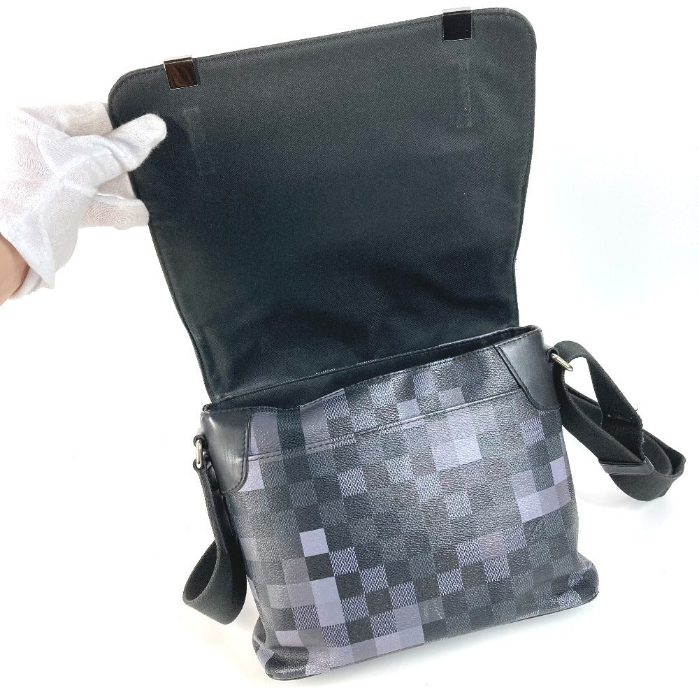 LOUIS VUITTON N40072 ダミエグラフィット ピクセル ディストリクトPM ディストリクト PM カバン 斜め掛け フラップ ショルダーバッグ ダミエグラフィットキャンバス ユニセックス ブラック