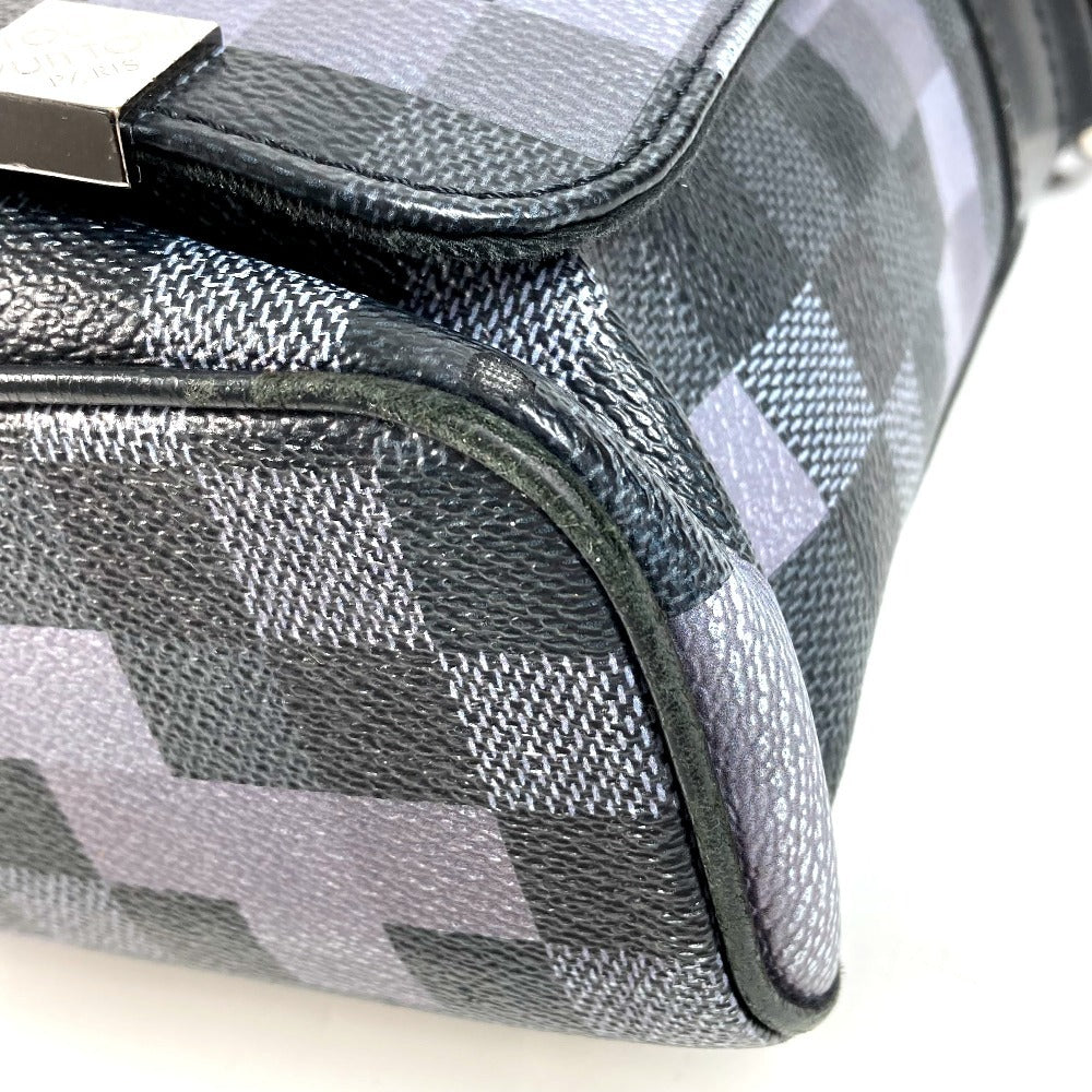 LOUIS VUITTON N40072 ダミエグラフィット ピクセル ディストリクトPM ディストリクト PM カバン 斜め掛け フラップ ショルダーバッグ ダミエグラフィットキャンバス ユニセックス ブラック
